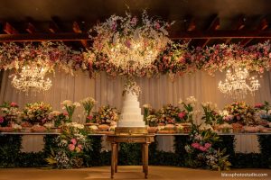 Mesa Redonda Arabesco